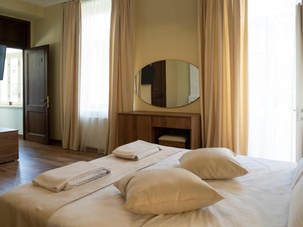 Boutique Hotel Filosofia Tbilisi ภายนอก รูปภาพ
